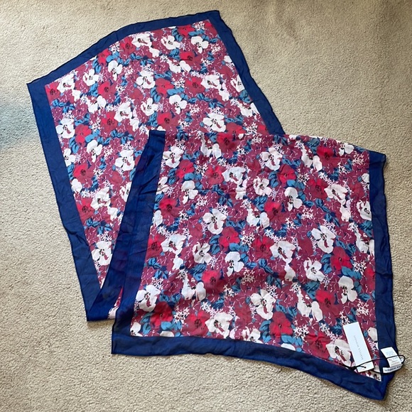 Rebecca Minkoff ballet bouquet long scarf - Picture 4 of 8